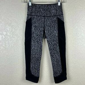 Lululemon Tights Women's Sz 4 Fit Physique Cropped Mid Rise Yoga Training Black